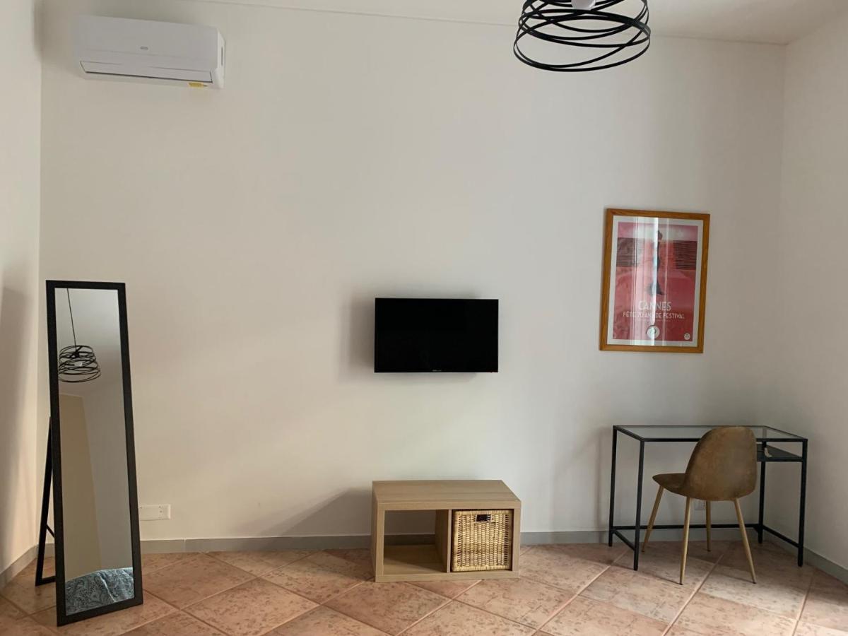 Chez Nous Lägenhet Rom Exteriör bild